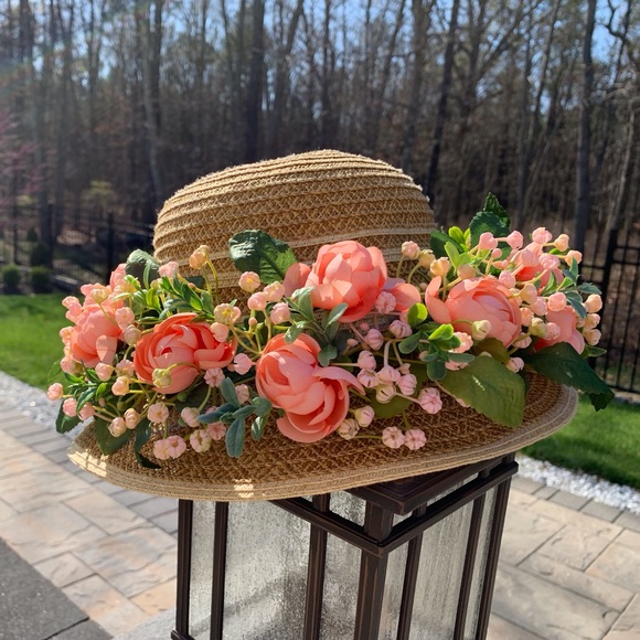 HAND CRAFTED Flower Crown - Picture 3 of 7